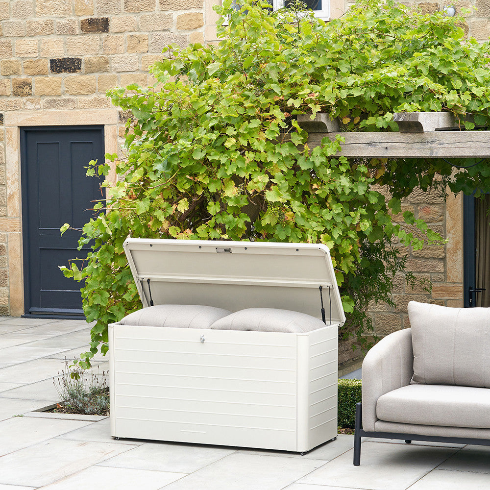 Rhode Island Small Galvanised Steel Cushion Box