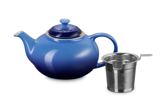 Le Creuset Stoneware Teapot with Stainless Steel Infuser (1.3L)