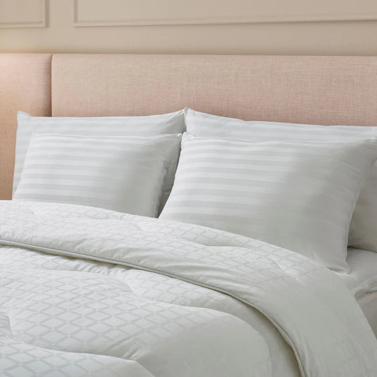 The Fine Bedding Company Boutique Silk® Pillow