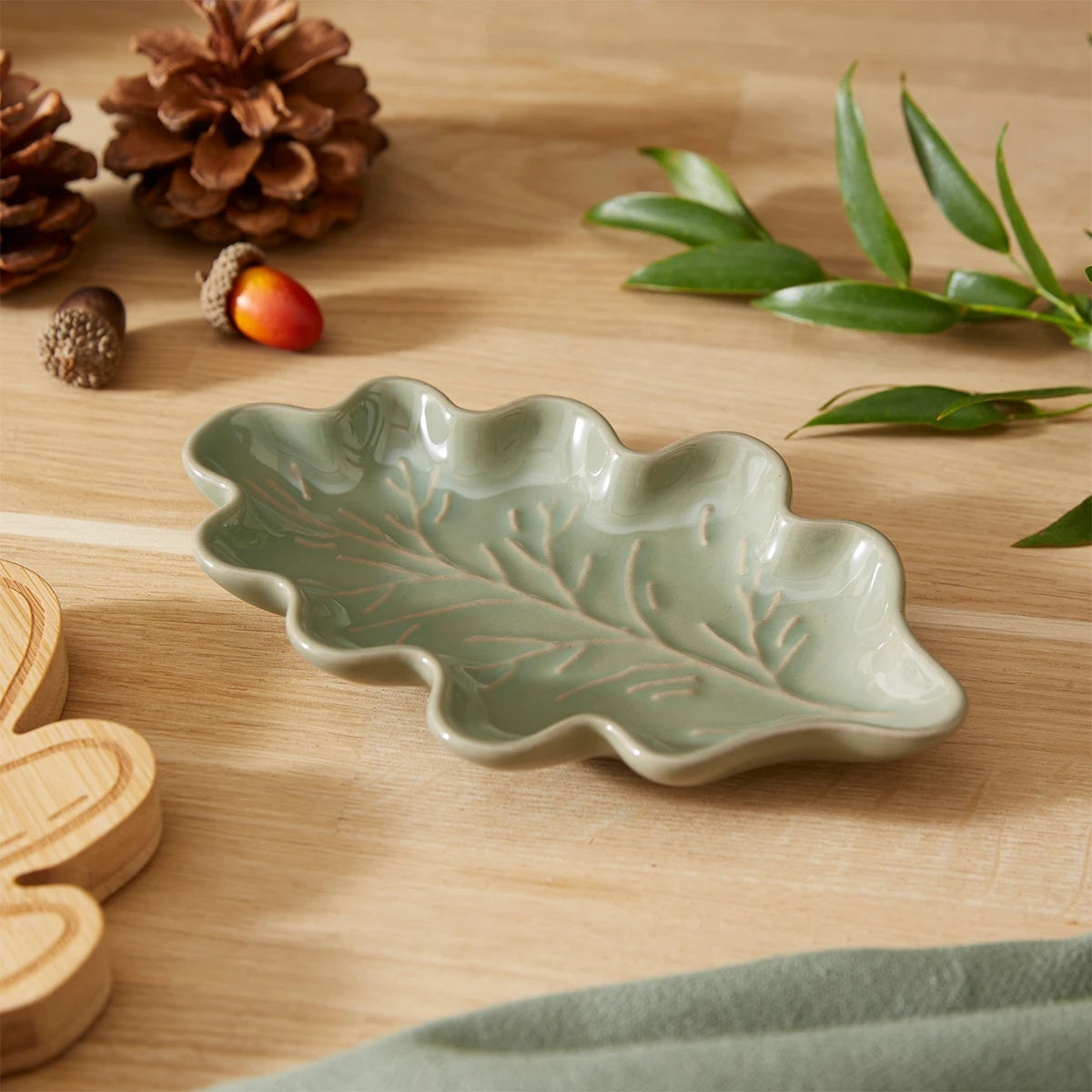 Cooksmart Forest Fable Ceramic Leaf Spoon Rest